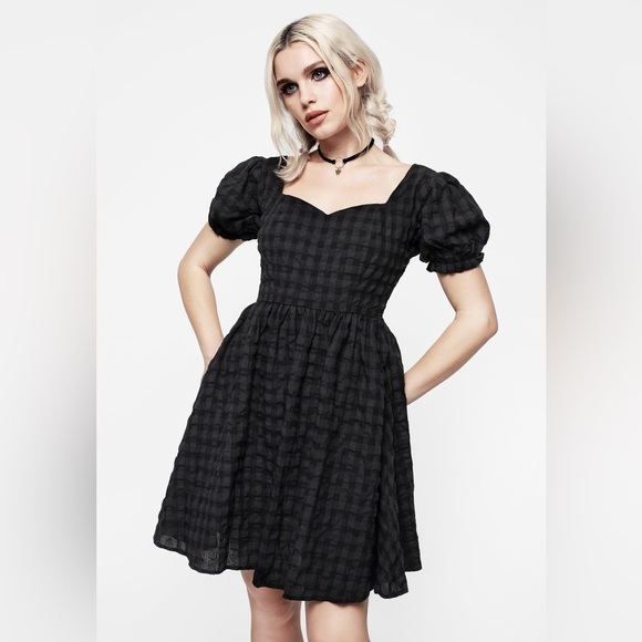 Disturbia Dresses & Skirts - Disturbia Black Puff Sleeve Gingham Mini Dress